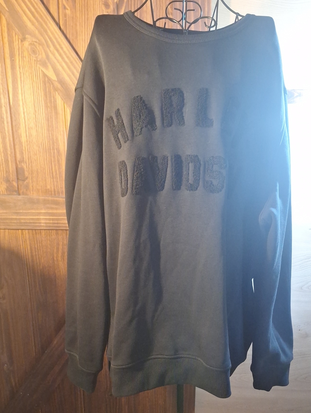 Harley-Davidson Black Crewneck with Raised Logo
